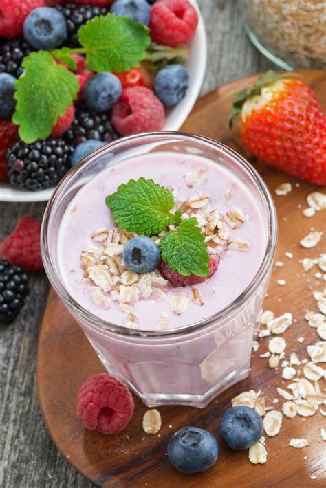 15 Healthy Smoothie Recipes (Kid-Friendly & Mom Approved)