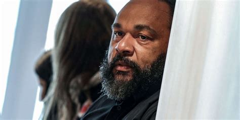 Dieudonné condamné à 10 000 euros damende pour des propos racistes