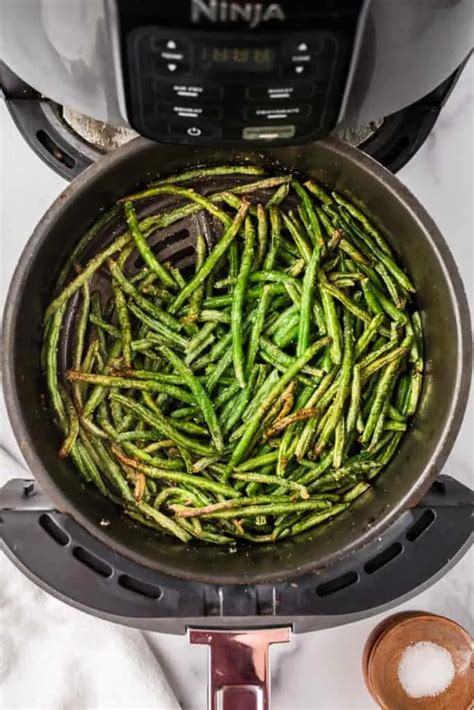 Crispy Air Fryer Frozen Green Beans 15 Minutes Bites Of Wellness