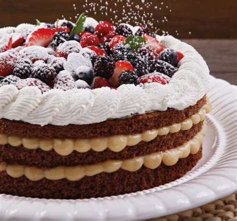 Bolo NAKED CAKE De Frutas Vermelhas Receitas 123