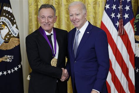 Bruce Springsteen Awarded National Medal Of Arts