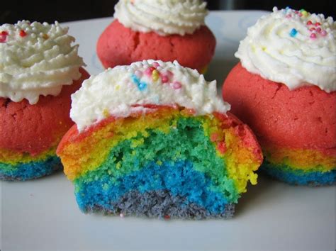 Rainbow Cupcakes Regenbogen Cupcakes Amerikanisch Kochen De