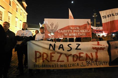 Uroczystości PiS w Warszawie Najpierw koncert potem marsz Dziennik pl