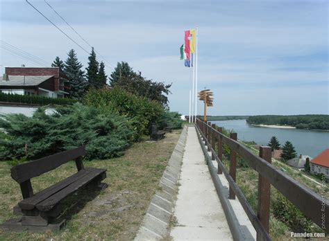 Panadea > Travel guide - Photo gallery - Gárdonyi Lookout Point - Paks ...