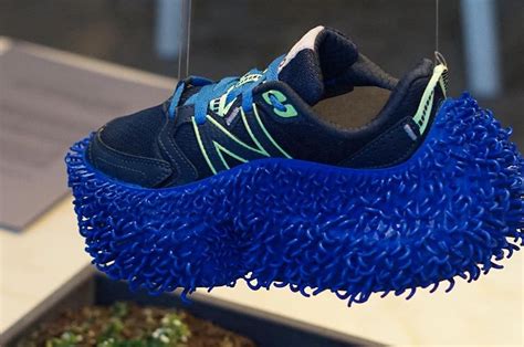 3D Printed Seed Shoes Rewild While You Run - 3D Printing