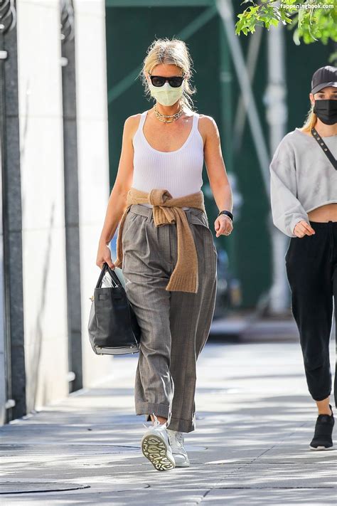 Gwyneth Paltrow Nude OnlyFans Leaks Fappening Page 4 FappeningBook