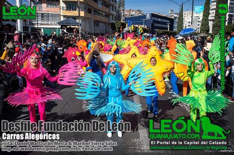 Desfile De Aniversario De La Fundación De La Ciudad De León Guanajuato