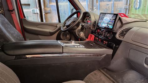 Подлокотник на Sprinter W903 CDI от BMW F02 7 SERIES! — Mercedes-Benz ...