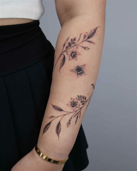 37+ Black Ink Tattoo Ideas That Will Blow Your Mind!