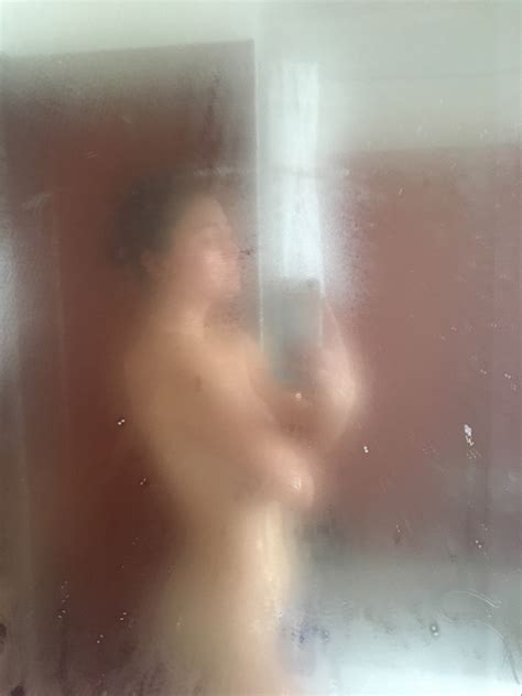 Lia Marie Johnson Naked In The Mirror Drunkenstepfather