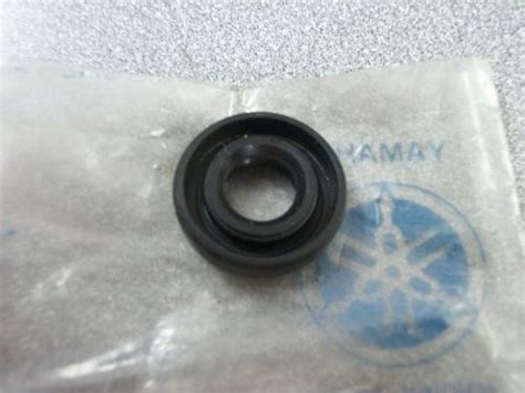 Buy Genuine Yamaha SD Type Oil Seal GPX EX 93102 10137 00 NEW NOS In