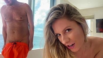 Fóllame duro mientras la como XVIDEOS