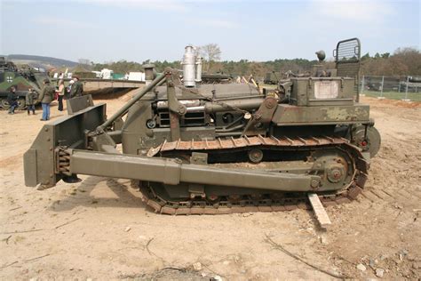 Planierraupe KHD DK 60 B Walk Around Page 1