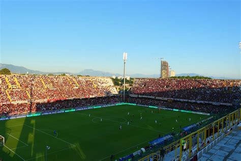 Stadio Arechi Stadiony Net