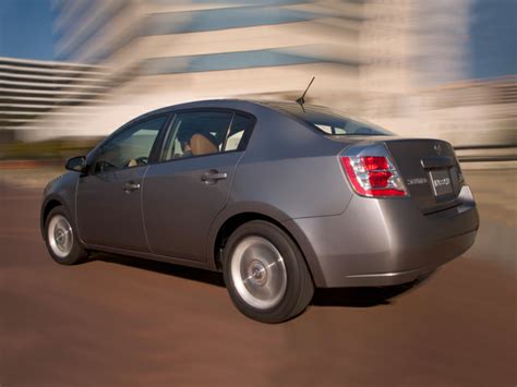 2009 Nissan Sentra Specs Prices Mpg Reviews And Photos