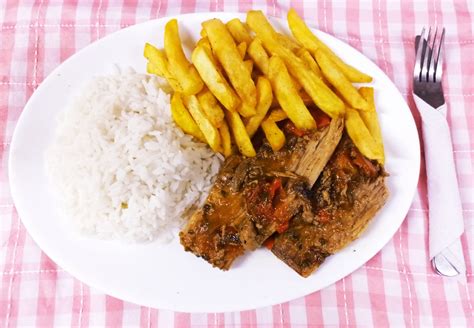 Carne Al Jugo Con Arroz Blanco Y Papas Fritas Donde Nico