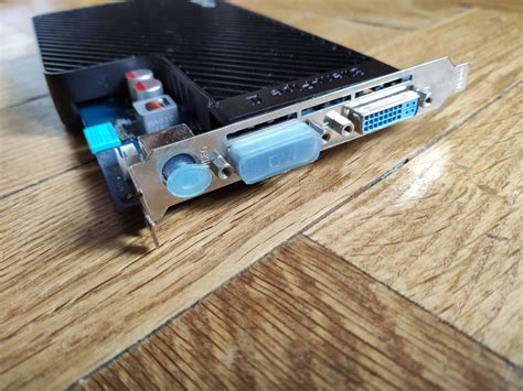 Daruji za odvoz grafická karta gigabyte gv-nx86t256h | VšezaOdvoz
