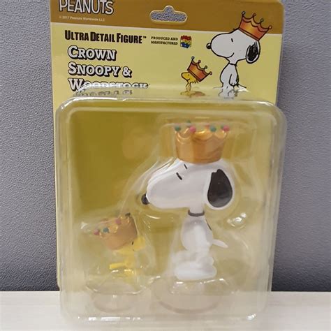 Medicos Udf Crown Snoopy And Woodstock Hobbies And Toys Toys And Games On