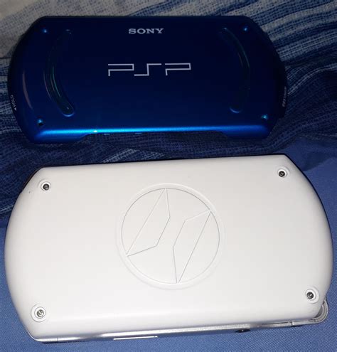 The Psp Go Battery Mod Replaces The Back Housing And Battery Giving It