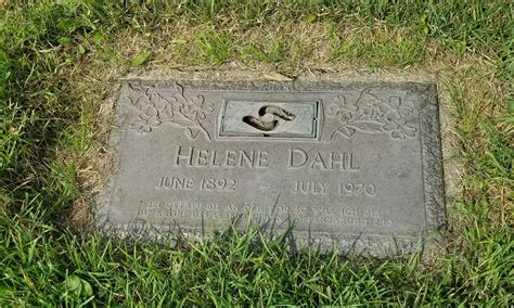 Helene Helen Martens Dahl Homenaje De Find A Grave