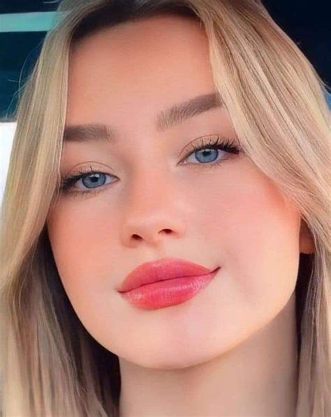 Pin on Salvamentos rápidos in 2024 Beautiful women faces Blonde