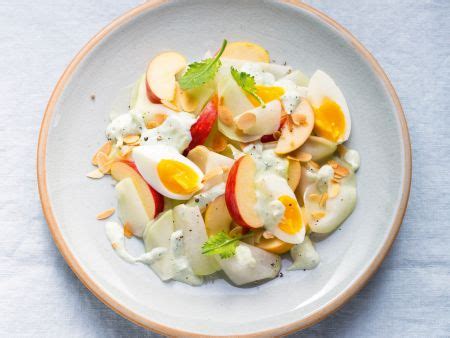 Kohlrabi Apfel Rohkost Mit Ei Rezept Eat Smarter