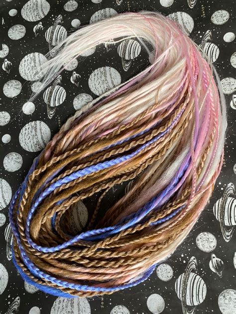 Гладкие дреды, косы, сенегалки | Hair styles, Hair tutorials easy ...