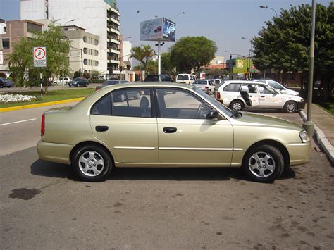 Hyundai Accent Information And Photos Momentcar