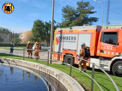 Desalojan La Planta Depuradora Del Puerto De Sagunto Por Una Fuga De