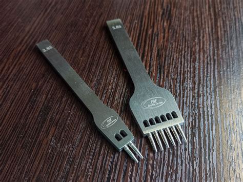 Строчные пробойники для кожи со сменными зубьями: 1 425 грн. - Ручний ...