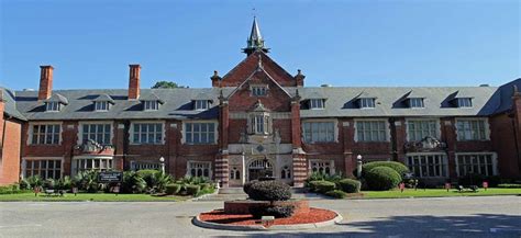 Huntingdon College Overview