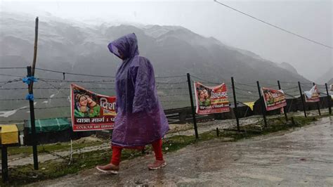 Jandk Weather Update Jammu Srinagar National Highway Closed Amid Rains