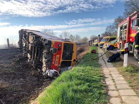 Accident De Tren Soldat Cu Mor I I Cel Pu In Zece R Ni I N Ungaria