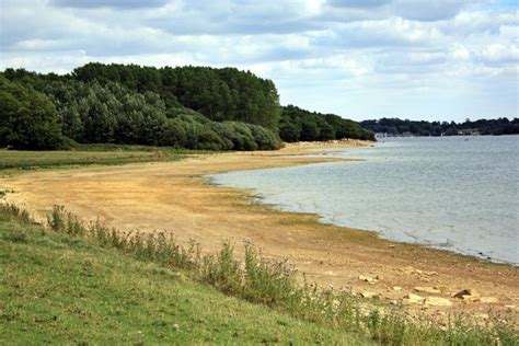 Exposed Beach Rutland Water © Paul Buckingham Cc By Sa20 Geograph