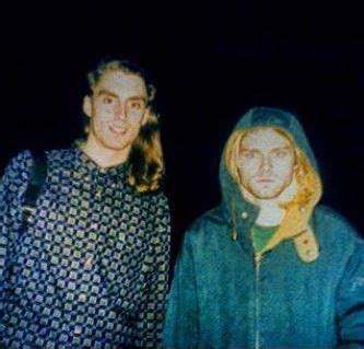 Pin By Kurt Heavenly On Kurt Cobain Web Kurt Cobain Nirvana Dave Grohl