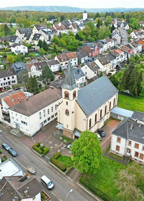 Diskussion Um Kirche Volkshaus Und Pfarrhaus In Gersweiler