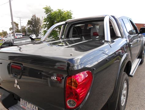 Manual Locking Hard Lid Mitsubishi Dual Cab MN Triton The UTE Shop