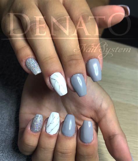 Light Grey Marble Nails Atelier Yuwa Ciao Jp