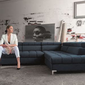 Sofa W Salonie Postaw Na Naro Nik Wietnych Modeli Galeria