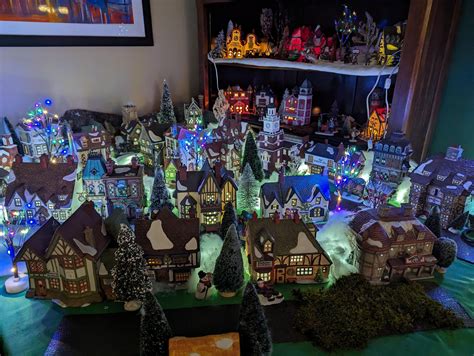 My 2023 Christmas Village : r/ChristmasVillages