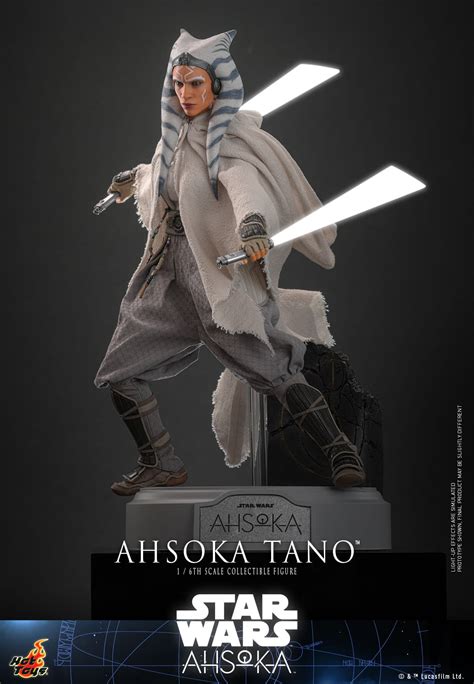 Ahsoka Embraces The Force New Hot Toys Scale Star Wars Figure
