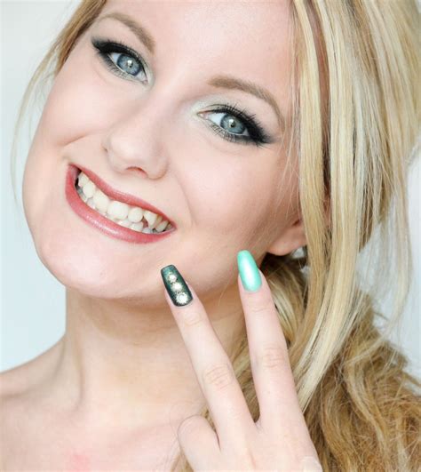 Smokey green | Imakeyousmile.se