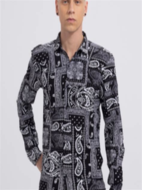 Buy Snitch Men Black And White Printed Slim Fit Opaque Casual Shirt