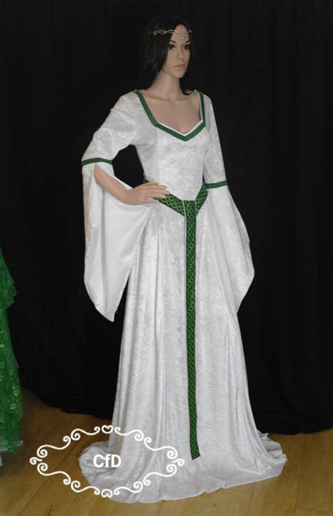 Medieval Celtic Dress In White With Green Celtic Knot Etsy