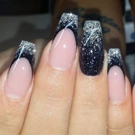 33 Black Glitter Nails Designs That Are More Glam Than Goth Ногти с