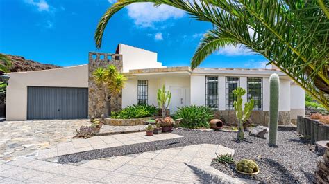 W Sok Villa In Modern Canarian Style In The Countryside Tenerife