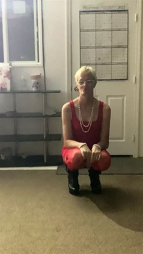 Sissy Michelle Fashion Showing For Doc Shemale Amateur Porn Feat Sissy Michelle MTF XHamster