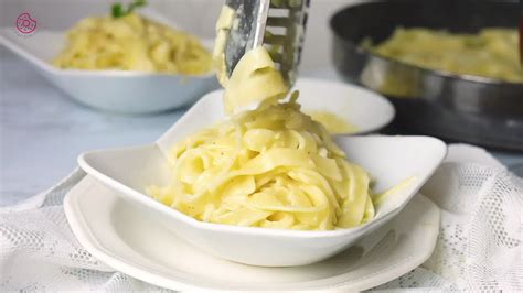 No Cream Fettuccine Alfredo Recipe Alfredo Sauce Without Cream My