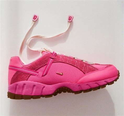 Jacquemus Nike Wmns Air Humara LX Pink Flashが国内12月9日に発売 DX9999 600