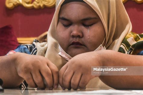 Air Mata Wani Comel Ditipu Usahawan Kosmetik Bergelar Datuk